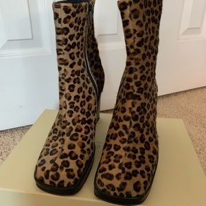 Charles David boots, size 7,